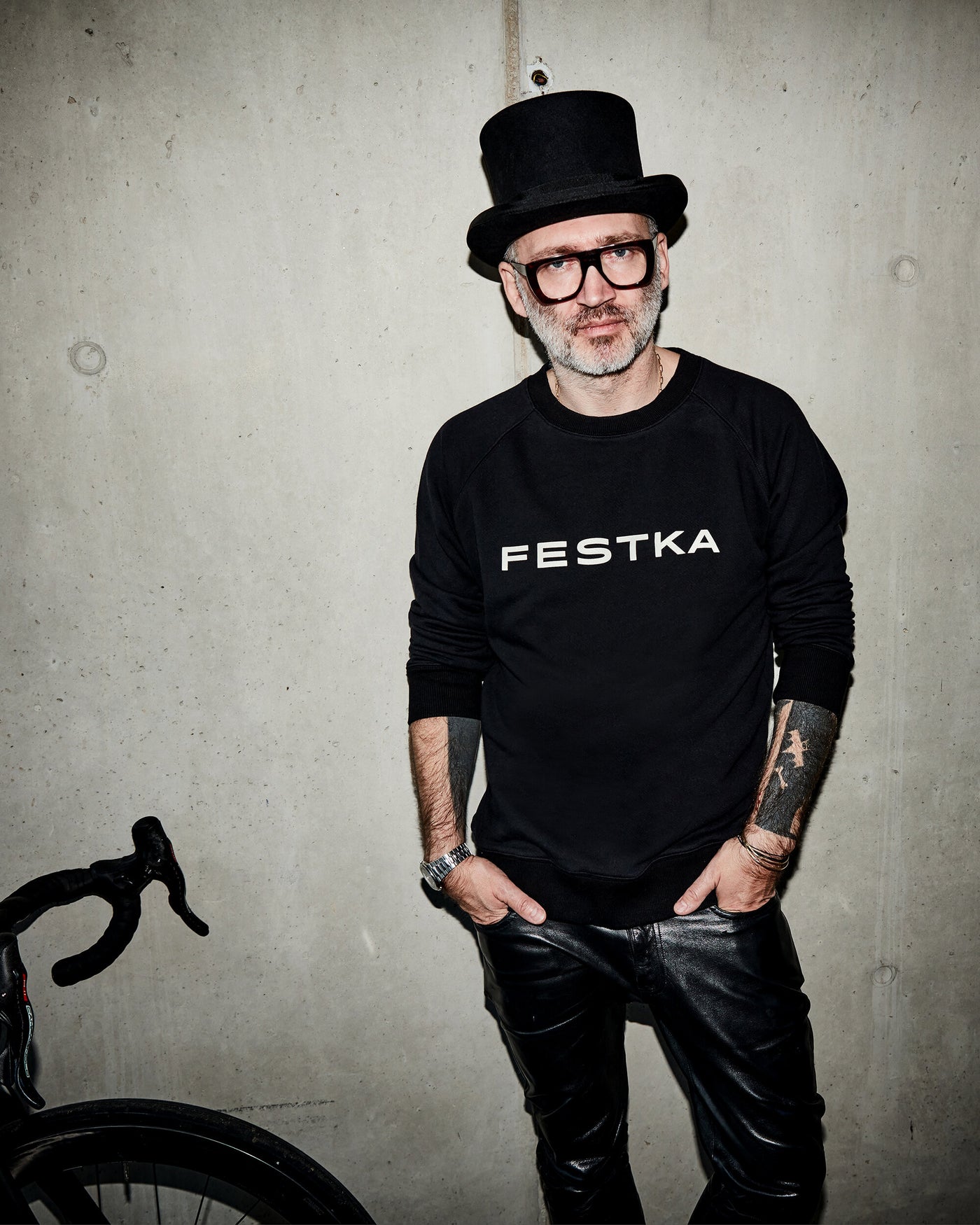 Festka x CHATTY sweatshirt BLACK