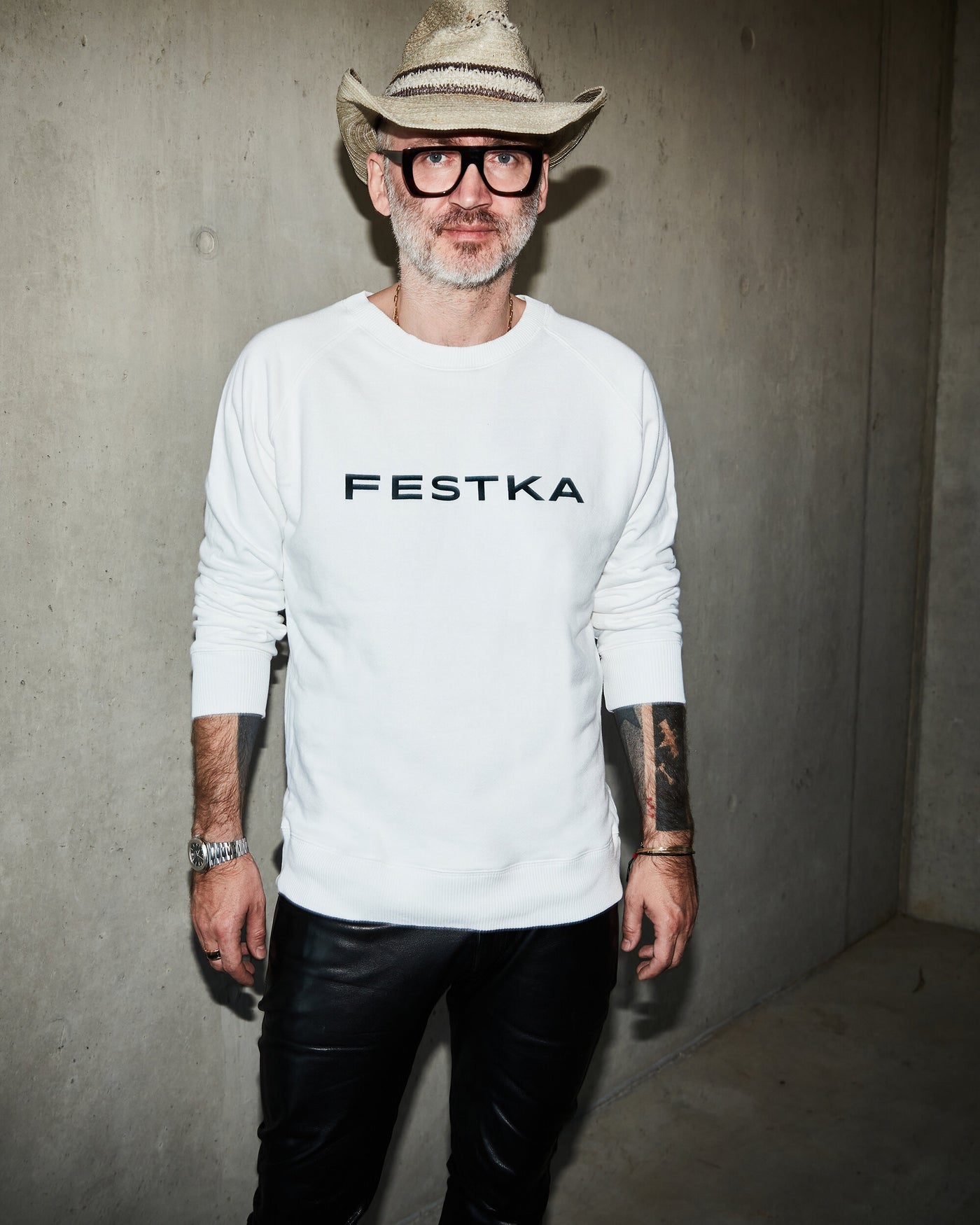 Festka x CHATTY sweatshirt WHITE